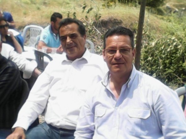 Ο κ. Δημήτρης Φιλιππάτος Αντιδήμαρχος ΄Εργων με τον κ. δικηγόρο και Πρόεδρο της Α/θμιας Σχολικής Επιτροπής κ. Αντώνη Μπούλη