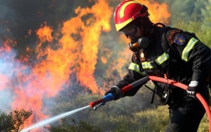Φωτιά στο ΧΥΤΑ Αιγείρας – Έχει σπεύσει πυροσβεστική δύναμη