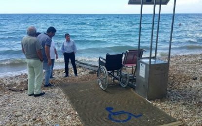 Σε ΄Ακολη, Κάτω Αχαΐα και Βραχναίικα έχουν τοποθετηθεί 4 συστήματα για πρόσβαση στις παραλίες των ατόμων με αναπηρία
