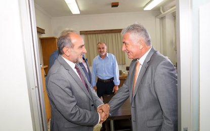 Επίσκεψη Απόστολου Κατσιφάρα στα ΕΑΣ Αιγίου