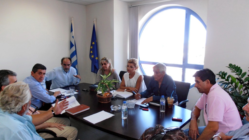 Η σχολική στέγη στο επίκεντρο συνάντησης του Περιφερειάρχη με τους Συλλόγους Γονέων της Δυτ. Αχαΐας