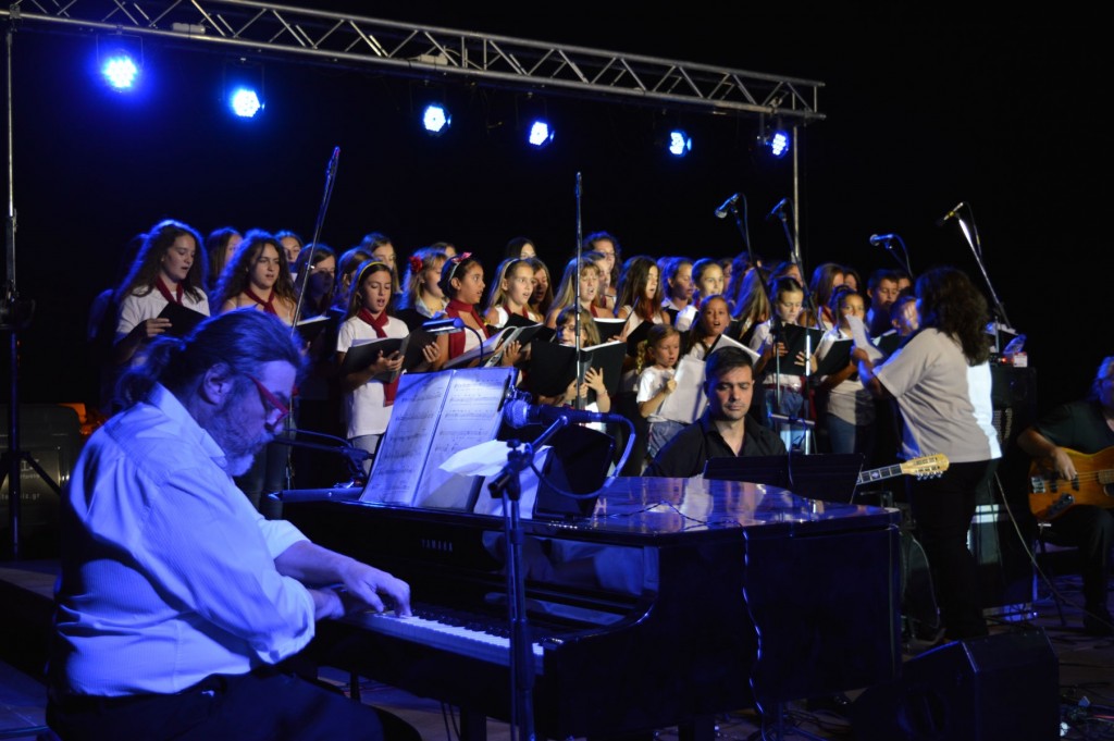 Συνεχίζονται οι ακροάσεις και εγγραφές στη Δημοτική Παιδική-Νεανική Χορωδία Αιγιαλείας