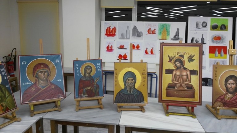 Εντυπωσίασαν οι Χριστουγεννιάτικες εκδηλώσεις στους “Νέους Ορίζοντες” στο Αίγιο