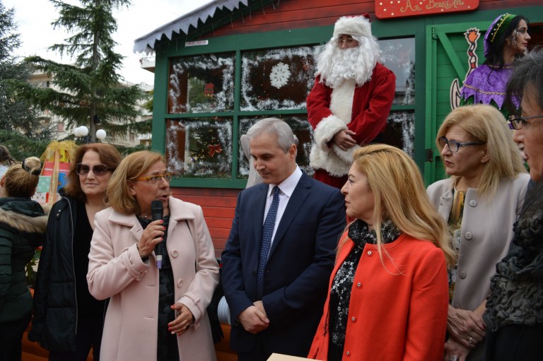 Χαρά και συγκίνηση στην αποχαιρετιστήρια γιορτή και κοπή πίτας του “Πάρκου των Χριστουγέννων”