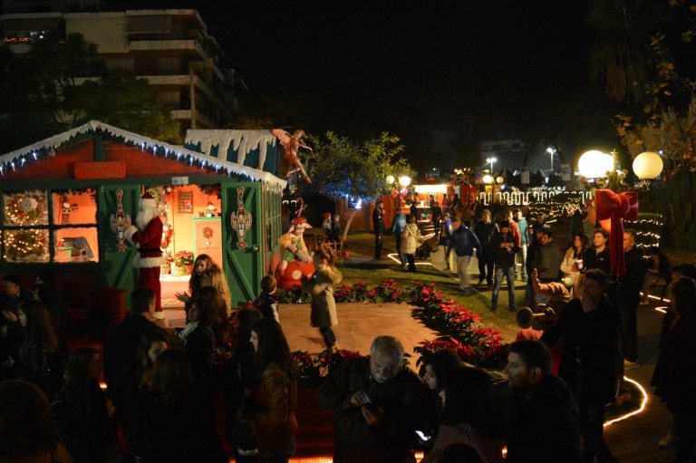 Με κοπή πίτας ανήμερα των Θεοφανείων, μας αποχαιρετά το “Πάρκο των Χριστουγέννων” στο Αίγιο