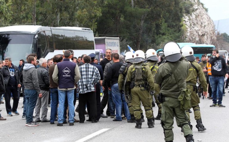 Όργιο καταστολής από τα ΜΑΤ καταγγέλει ο Δήμος Χαϊδαρίου