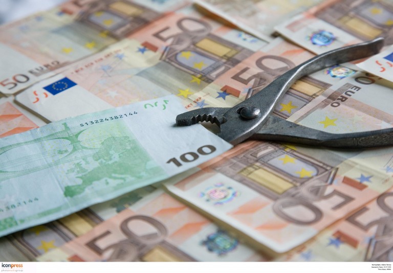 Περικοπές στις συντάξεις από τα 1.200 ευρώ και πάνω