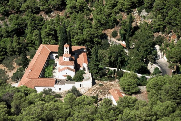 Μονοήμερη εκδρομή στον Πόρο με το Σύλλογο Κεφαλλήνων και Ιθακησίων Αιγιαλείας και Καλαβρύτων