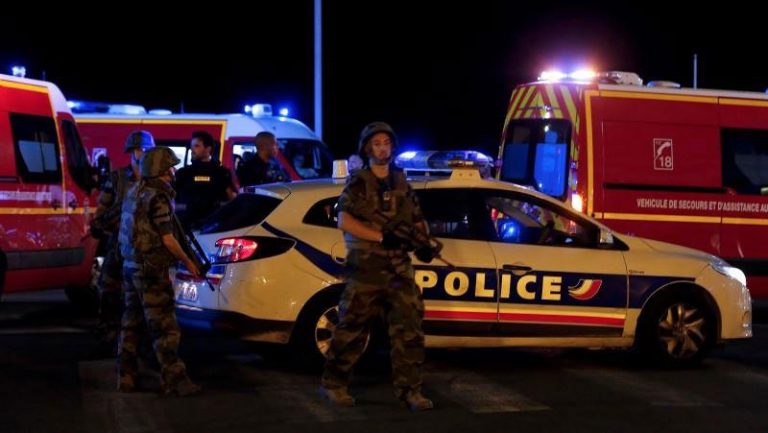 Γαλλία: Τρομοκρατικό χτύπημα με 84 νεκρούς – «Άρωμα» ISIS
