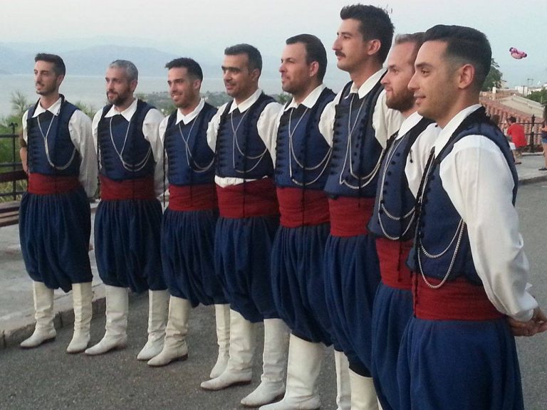Συνεχίζει τη δραστηριότητα ο Χορευτικός ΄Ομιλος Αιγίου