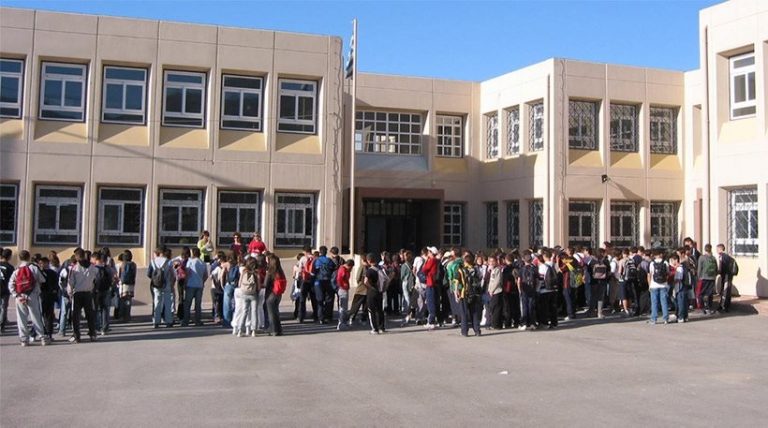 Χωρίς Αρχαία και Θρησκευτικά οι προαγωγικές εξετάσεις στα Γυμνάσια