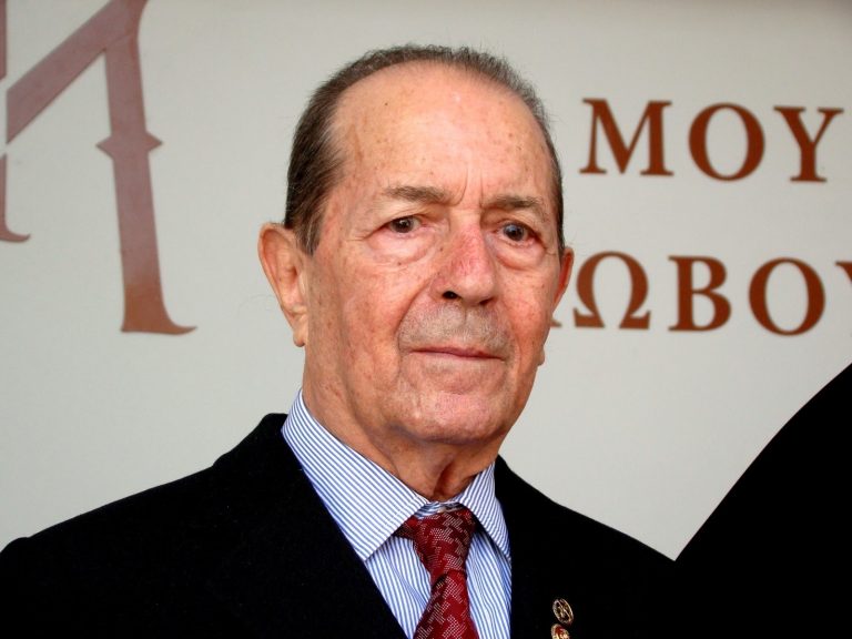 ΑΜΒΡΟΣΙΟΣ: “Ιάκωβος Τσούνης: Ένας γενναίος  Έλληνας κλαίει και κραυγάζει! Θα τον ακούσουνε;”
