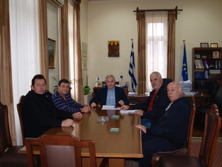 To Δ.Σ. του Φιλοπροοδευτικού και Μορφωτικού Συλλόγου Παρασκευής συναντήθηκε με το Δήμαρχο Αιγιάλειας