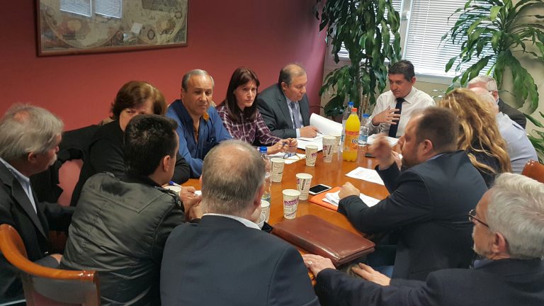 Γρ. Αλεξόπουλος: Διαβούλευση με όλους τους φορείς (και από την Αιγιάλεια) για τις ενδιάμεσες εκπτωτικές περιόδους στην Αχαΐα