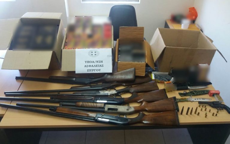 Συνελήφθη 54χρονος στον Πύργο Ηλείας για κατοχή όπλων και κροτίδων