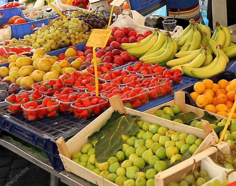 Συλλήψεις στο Αίγιο για παράνομο υπαίθριο εμπόριο