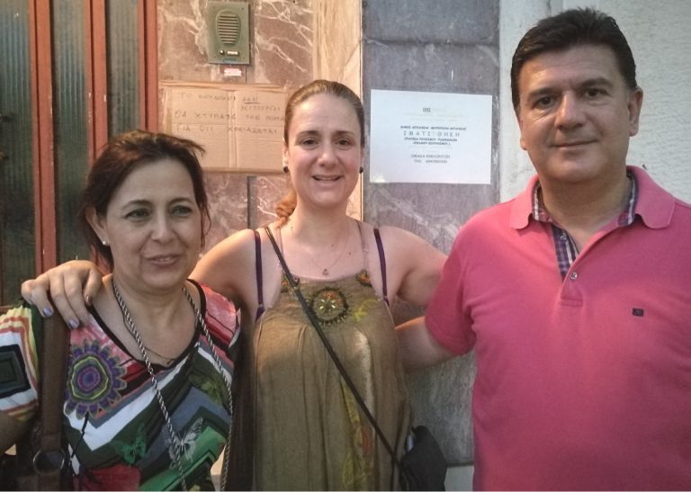 Μέλη της ΔΗΜ.Τ.Ο. Νέας Δημοκρατίας Αιγιάλειας επισκέφθηκαν την Κοινωνική Ιματιοθήκη