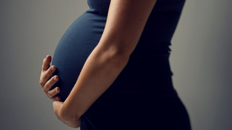 Εγκυμοσύνη στα 40 : Ποιες είναι οι πιο συχνές επιπλοκές