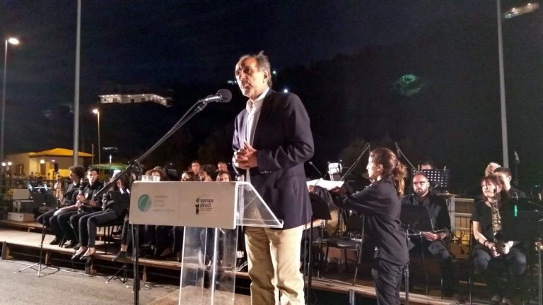 Πλήθος κόσμου στον περίπατο στην Μικρή Περιμετρική