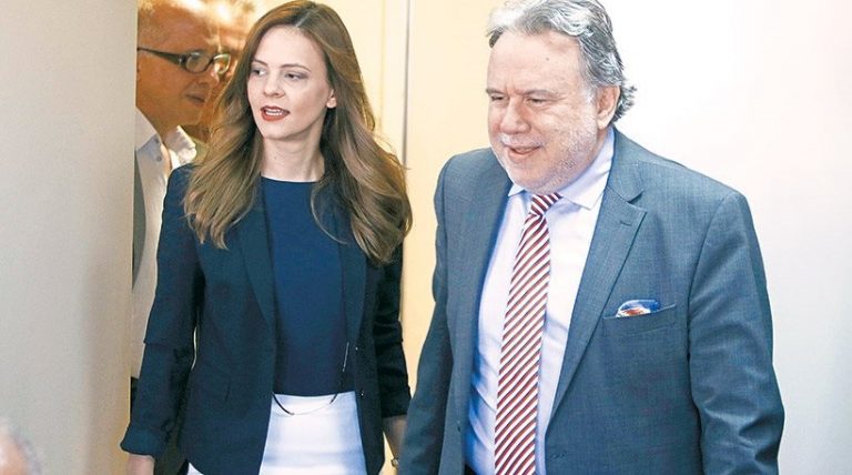 12 «ψαλίδια» για ασφαλισμένους και συνταξιούχους πριν τη «σφαγή» του ’19