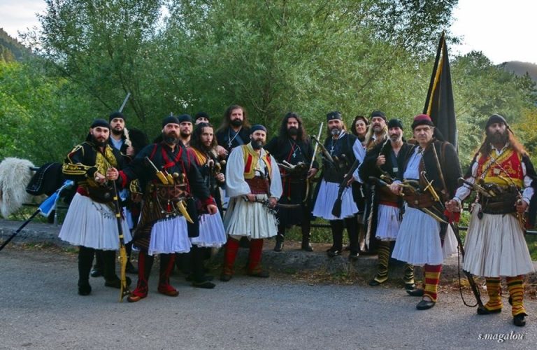 Ο Πολιτιστικός Σύλλογος “ΑΡΑΤΟΣ” στην παρέλαση στο Αίγιο στις 26/1 – Για πρώτη φορά η έκθεση του Χρήστου Κατσαμπάνη