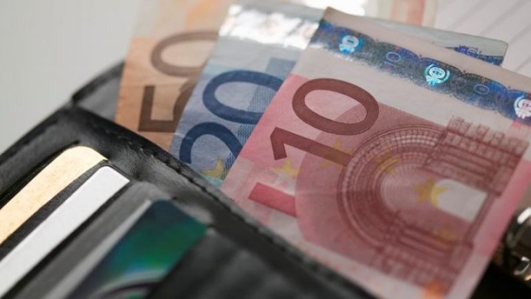 Σύνταξη στα 55 έως 59,5 έτη “κλειδώνουν” 450.000 ασφαλισμένοι