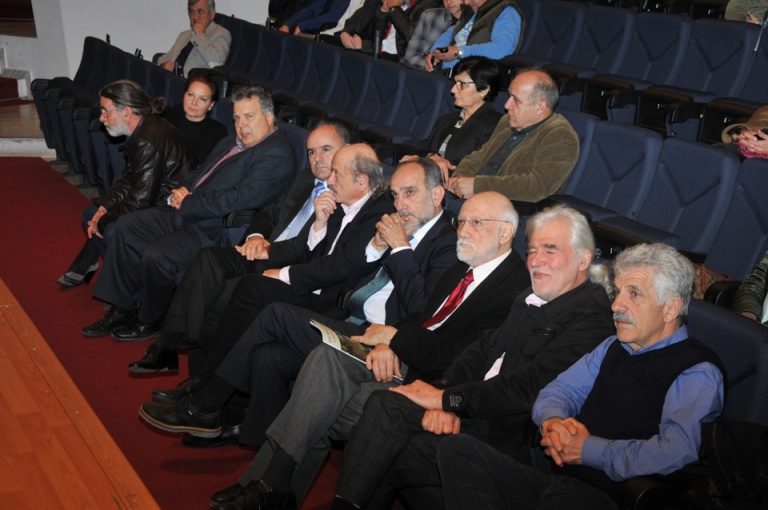 Απ. Κατσιφάρας: Είστε το μέλλον του τόπου μας, δίνετε με επιτυχία τη δική σας μάχη στο χώρο της γνώσης”