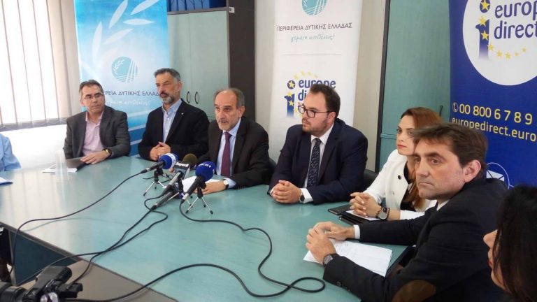 Μαθητές αναλαμβάνουν ρόλο ευρωβουλευτών σε δράση προσομοίωσης