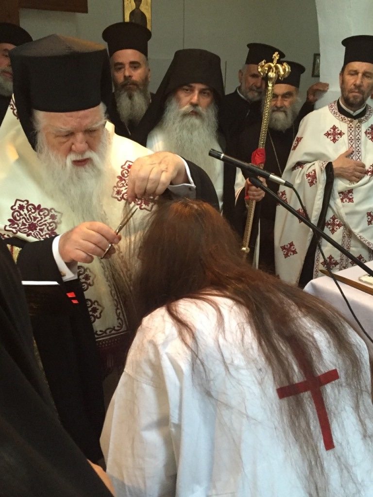 Κουρά Μοναχής στην Ιερά Μονή Αγίας Τριάδος Ακράτας