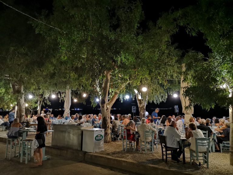 Οινοξένεια 2018: «Γευστικά Ταιριάσματα» στην παραλία Αιγίου και Σελιανιτίκων την Τετάρτη 22 Αυγούστου