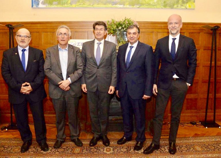 Βασίλης Κορκίδης: Οικειοθελής η αποχώρησή μου με την ολοκλήρωση της τρίτης θητείας μου στην προεδρία της ΕΣΕΕ