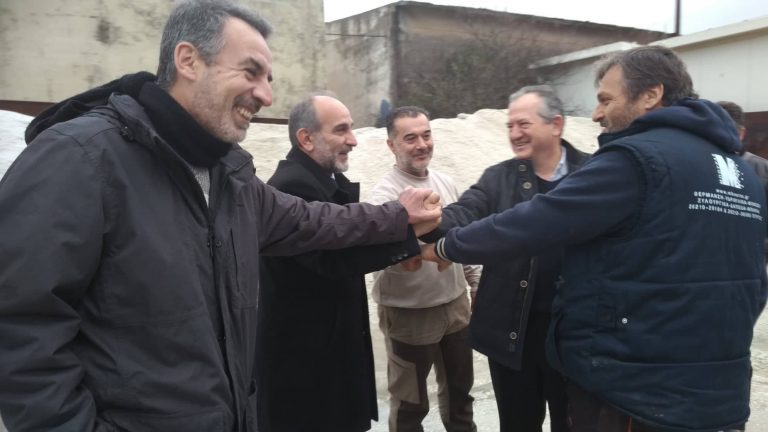 Ευχαριστήριο Κατσιφάρα σε εργαζόμενους που βρίσκονται αντιμέτωποι με την κακοκαιρία