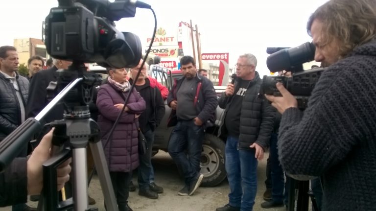 Στην Περιφέρεια οι αγρότες – Οι ελαιοπαραγωγοί ζητούν την αναπλήρωση του χαμένου εισοδήματός τους