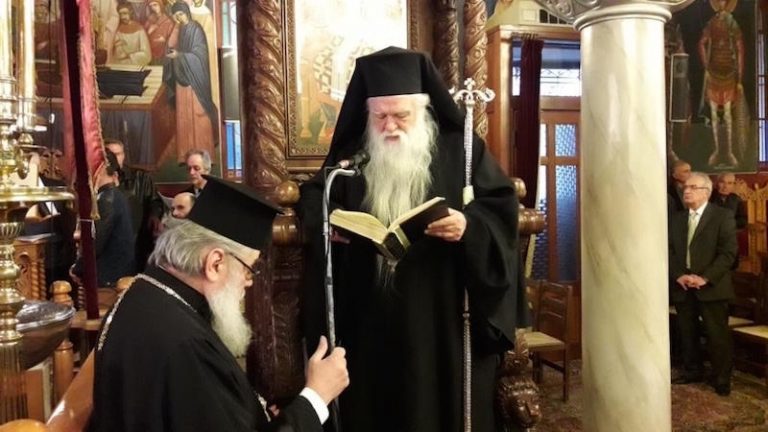 Στον Ιερό Ναό Αγίων Κωνσταντίνου και Ελένης και Θεοπρομήτορος Άννης ο Μέγας Πανηγυρικός Αρχιερατικός Εσπερινός του Ευαγγελισμού της Θεοτόκου