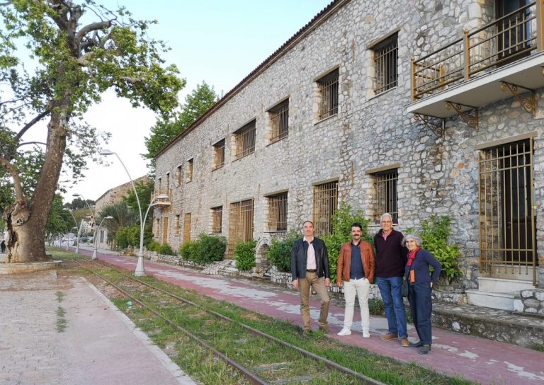 ΠΡΙΜΑΡΟΛΙΑ: Η μαύρη σταφίδα στο μικροσκόπιο!