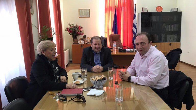 Συνάντηση του Δημάρχου Αιγιαλείας και της Προέδρου της ΔΗ.Κ.ΕΠ.Α με τον Α. Φίλια, για τον εορτασμό των 200 χρόνων από το 1821