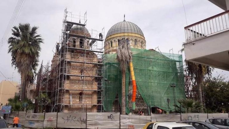 Επίσκεψη Ιερωνύμου στον Ιερό Ναό Εισοδίων της Θεοτόκου Αιγίου