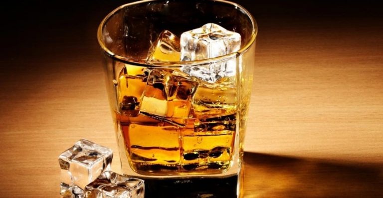 Λίγα τα λόγια……..για το Ρούμι!