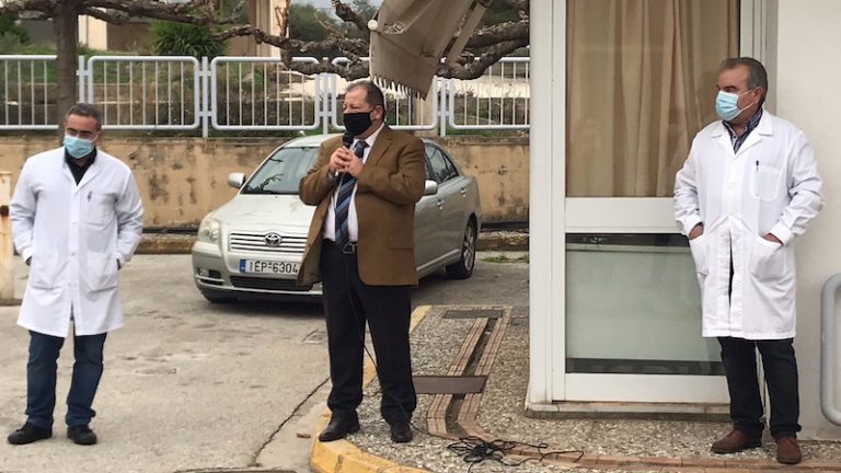 ΔΗΜΑΡΧΟΣ ΑΙΓΙΑΛΕΙΑΣ: «Όχι στην υποβάθμιση, ναι στην επάρκεια προσωπικού στο Νοσοκομείο Αιγίου»