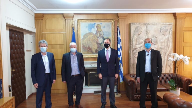 Η Π.Ε.Σ. έθεσε τα αιτήματα των παραγωγών της Αιγιάλειας στο νέο Υπουργό Αγροτικής Ανάπτυξης