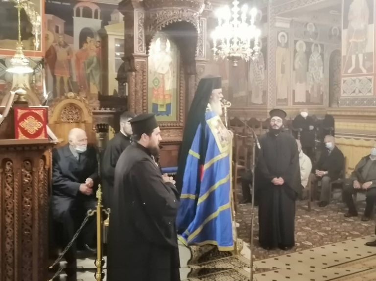 Με την παρουσία Ιερωνύμου ο Μέγας Εσπερινός στον Ι.Ν. Αγίου Χαράλαμπους Ακράτας