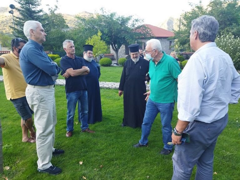 Εκδηλώσεις για το μεταχρωματικό έλκος των πλατάνων