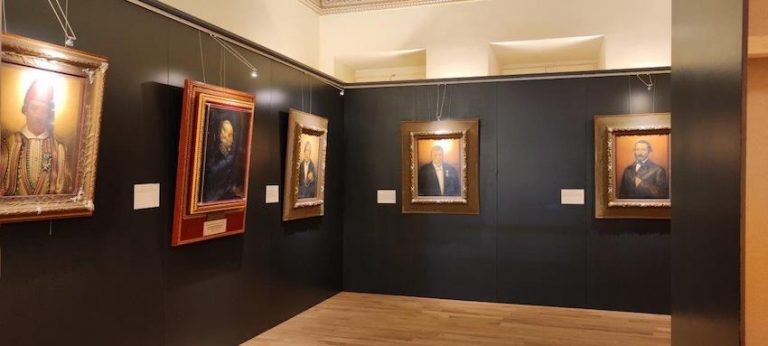 Έκθεση προσωπογραφιών των δημάρχων Αιγίου στο Αρχοντικό Παναγιωτόπουλου