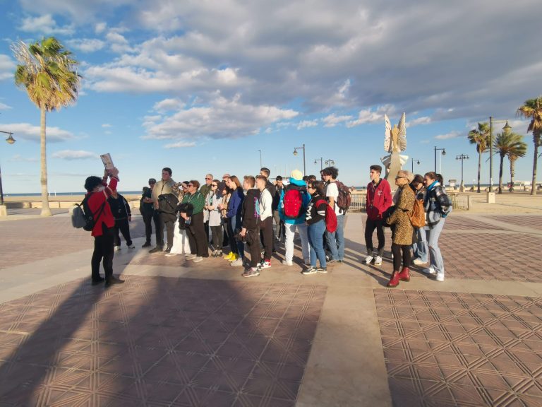 Το 1ο Λύκειο Αιγίου στη Βαλένθια με το Erasmus + πρόγραμμα KA229 «Active Learning Academy»