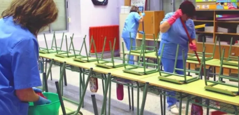 Αύξηση των σχολικών καθαριστριών ενέκρινε η Δημοτική Επιτροπή – Στις 67 οι θέσεις για τη νέα σχολική χρονιά