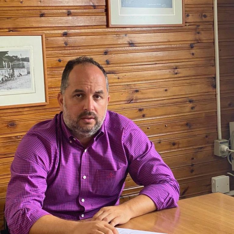 Χριστόπουλος για ηλεκτροφωτισμό: “Δυο κολοσσοί του κλάδου συμμετείχαν στο διαγωνισμό και αποτελούν εγγύηση για την σωστή εκτέλεση του έργου”