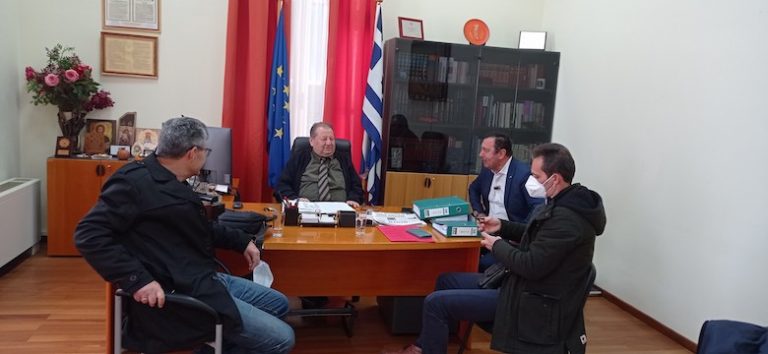 Συνάντηση Καλογερόπουλου με το Σωματείο Εργαζομένων του Νοσοκομείου Αιγίου