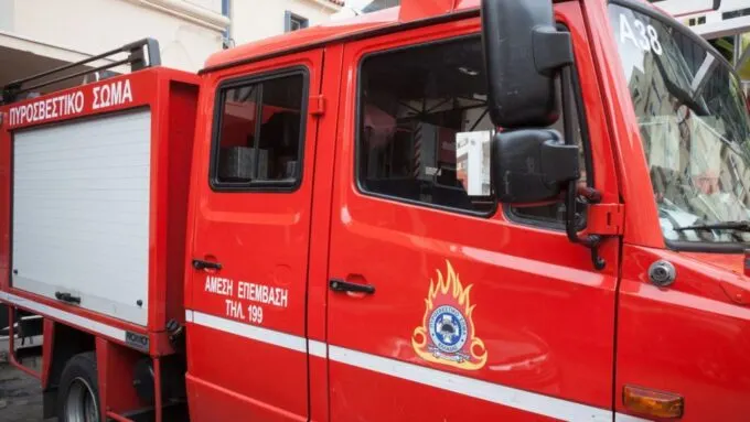 Πυρκαγιά σε εξέλιξη στη Ροδιά Αιγιάλειας – Επιχειρεί η Πυροσβεστική