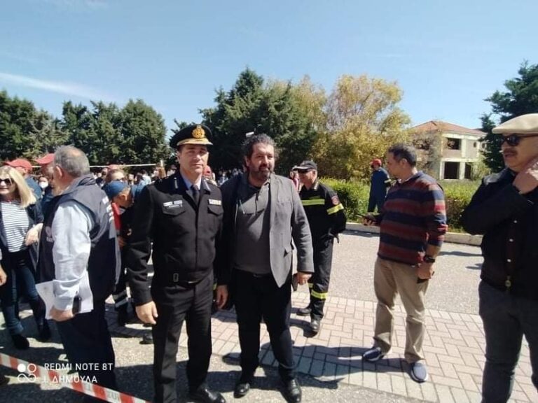 Στην άσκηση της Πυροσβεστικής ο Πρόεδρος του Εμπορικού Λάμπης Παπαδόπουλος