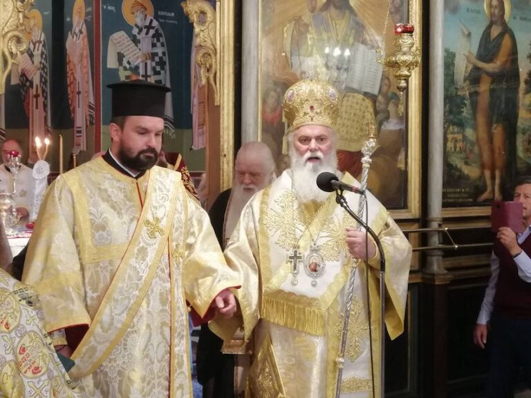 Χειροτονία νέου κληρικού στον Ιερό Ναό Φανερωμένης Αιγίου